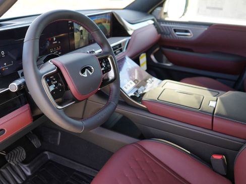 New 2026 INFINITI QX80 Autograph w/ Premium Cargo Package AWD/4WD image 8