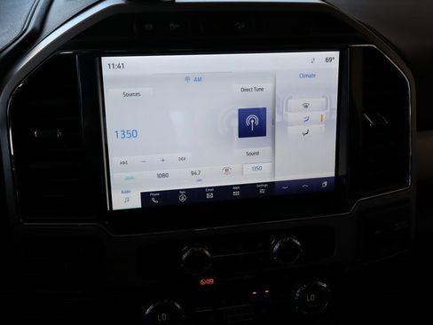 Used 2022 Ford F250 Lariat w/ Black Appearance Package image 36