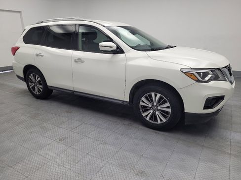 Used 2019 Nissan Pathfinder SL image 11