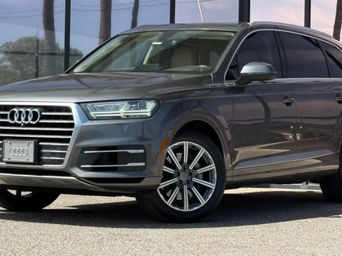 Used 2018 Audi Q7 3.0T Premium Plus AWD/4WD image 2