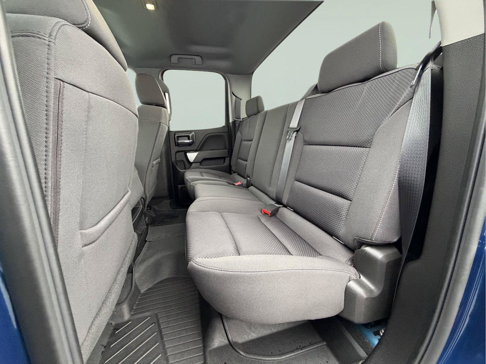 Used 2019 Chevrolet Silverado 1500 LT w/ All Star Edition AWD/4WD image 28