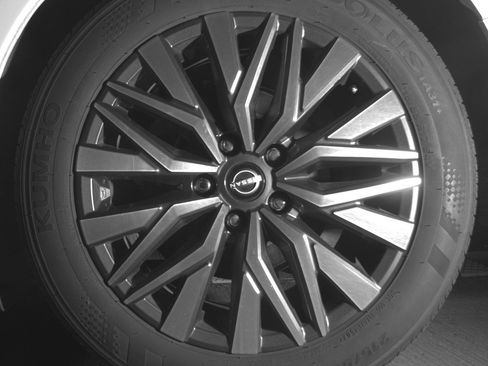 Used 2025 Nissan Altima 2.5 SV image 14