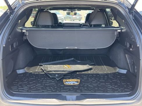 Certified 2024 Subaru Outback Wilderness AWD/4WD image 38