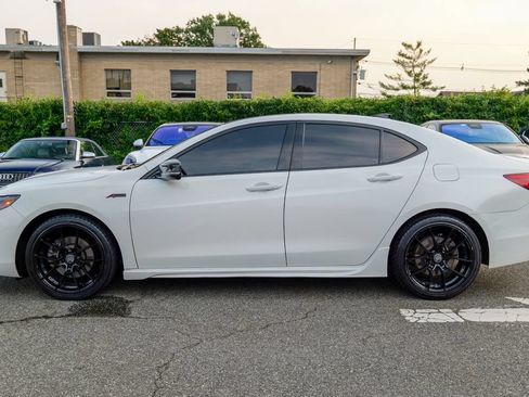 Used 2020 Acura TLX w/ A-SPEC Pkg FWD image 4