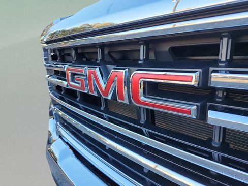 Used 2023 GMC Sierra 2500 SLT image 25