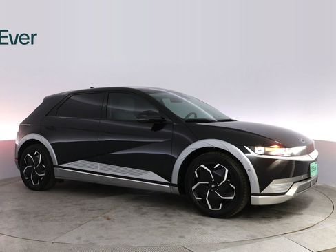 Used 2024 Hyundai Ioniq 5 Limited image 14