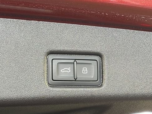 Certified 2025 Audi Q5 Premium Plus w/ Premium Plus image 15