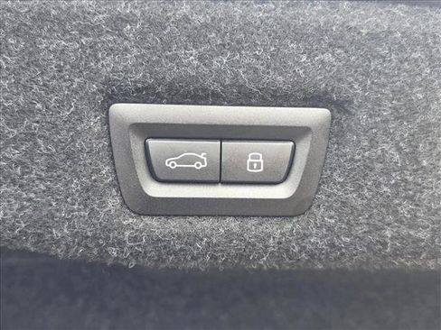 Certified 2025 BMW 530i xDrive AWD/4WD image 7