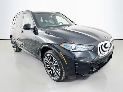 New 2026 BMW X5 sDrive40i image 3