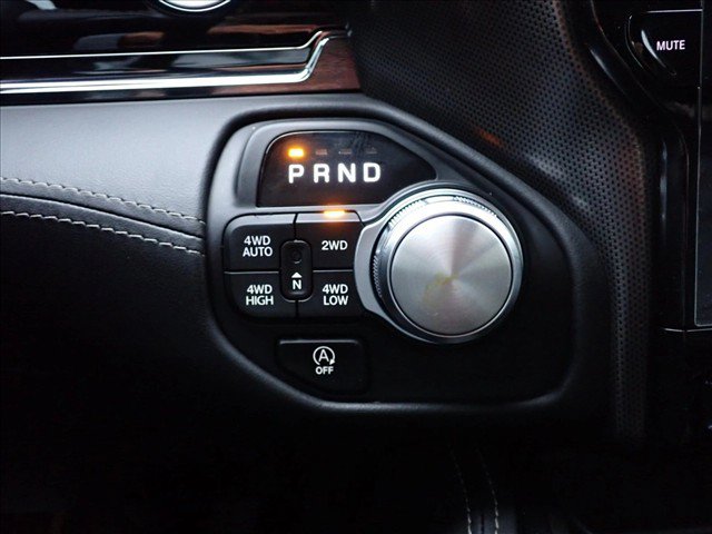 Used 2025 RAM 1500 Limited AWD/4WD image 20