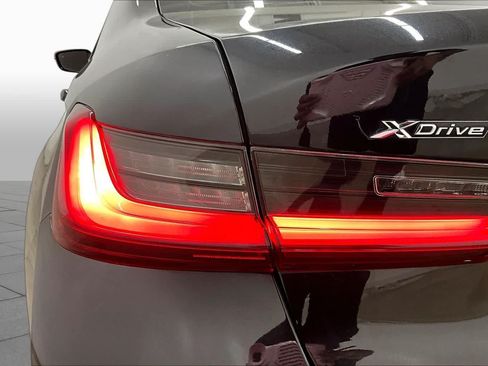 Used 2023 BMW 330i xDrive Sedan w/ Driving Assistance Package AWD/4WD image 28
