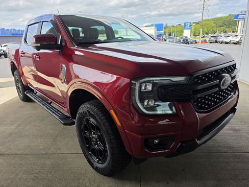 Used 2025 Ford Ranger Lariat w/ FX4 Off-Road Package AWD/4WD image 5