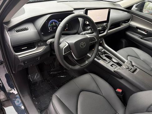 New 2026 Toyota Grand Highlander AWD image 13