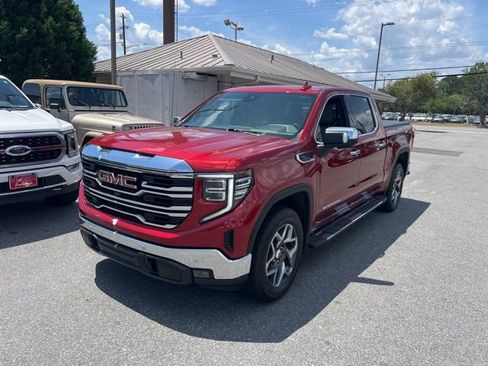 Used 2023 GMC Sierra 1500 SLT w/ SLT Premium Plus Package AWD/4WD image 2