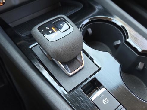 New 2026 Nissan Rogue SV FWD image 23