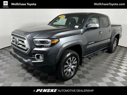 Used 2023 Toyota Tacoma Limited AWD/4WD image 1