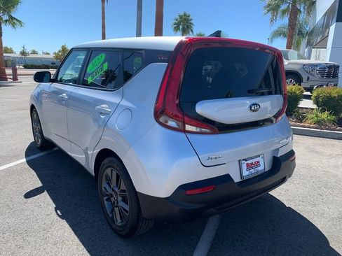 Used 2020 Kia Soul EX FWD image 8