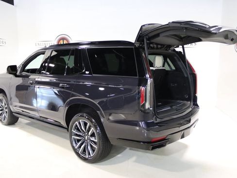 Used 2024 Cadillac Escalade Sport w/ Touring Package image 36