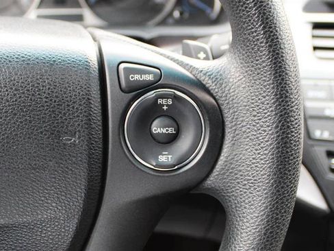 Used 2014 Honda Crosstour EX image 17