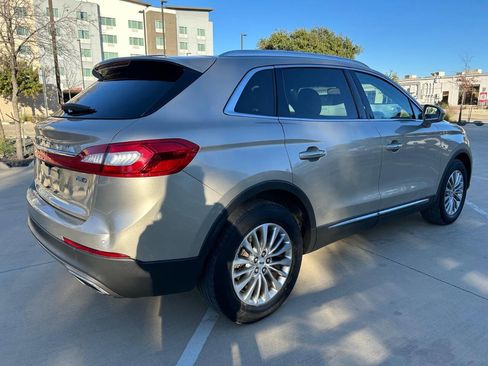 Used 2017 Lincoln MKX Select w/ Select Plus Package image 14