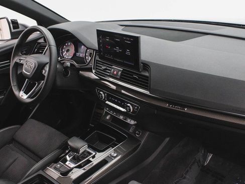 Used 2023 Audi SQ5 Premium w/ Convenience Package image 40