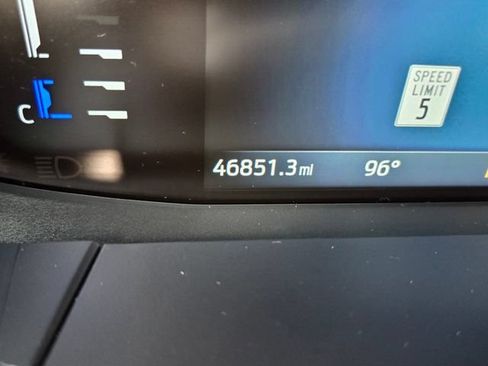 Used 2023 Ford Escape ST-Line w/ Tech Pack #1 FWD image 29
