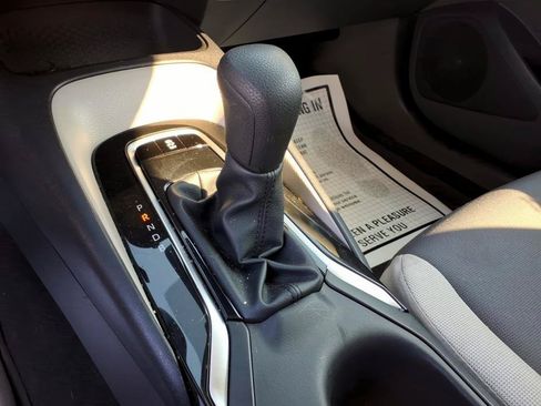 Certified 2025 Toyota Corolla LE FWD image 18