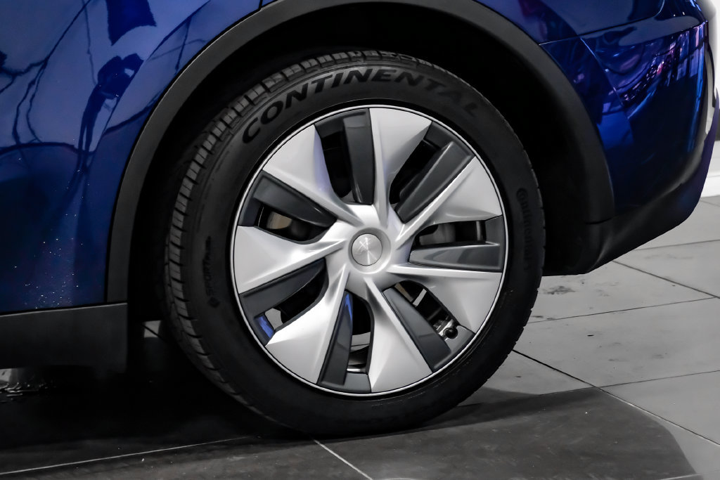 Used 2023 Tesla Model Y Long Range AWD/4WD image 67