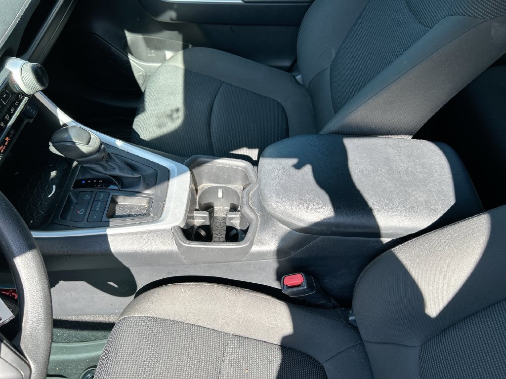 Certified 2024 Toyota RAV4 LE FWD image 27