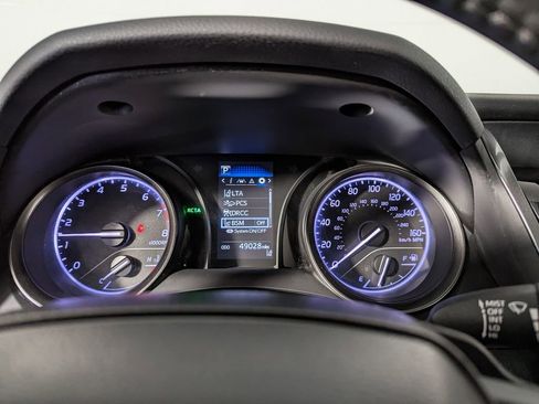 Used 2021 Toyota Camry SE w/ Convenience Package image 30