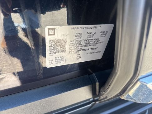 Used 2021 GMC Yukon SLT w/ SLT Luxury Plus Package image 41