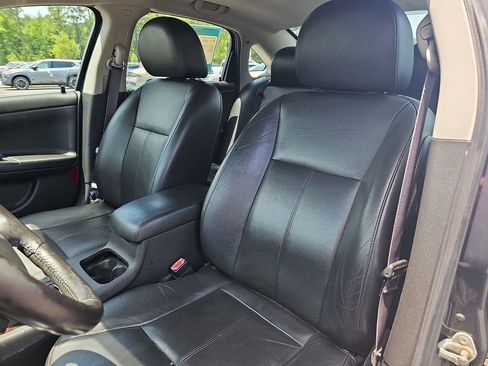 Used 2013 Chevrolet Impala LTZ FWD image 15