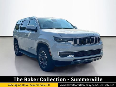 Used 2022 Jeep Wagoneer Series III w/ Convenience Group I AWD/4WD image 1