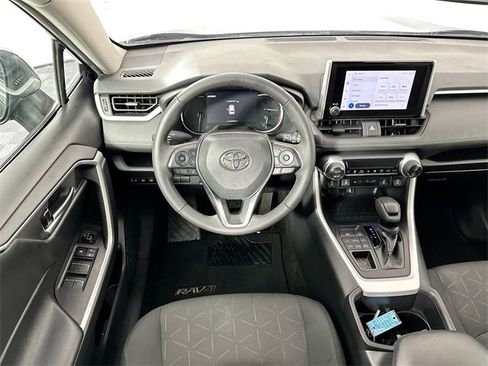 Used 2024 Toyota RAV4 XLE image 10