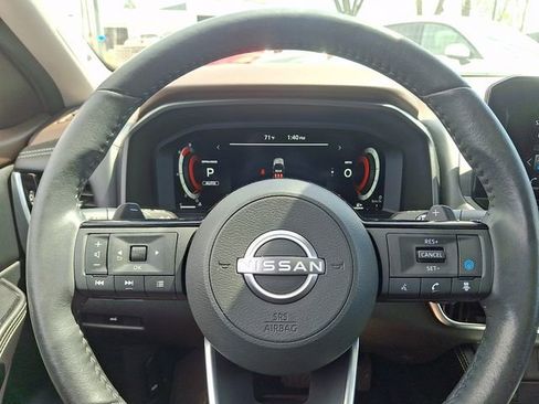 Used 2023 Nissan Rogue Platinum w/ Platinum Premium Package AWD/4WD image 22