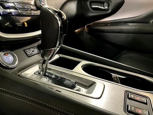 Used 2021 Nissan Murano SL w/ SL Moonroof Package image 12