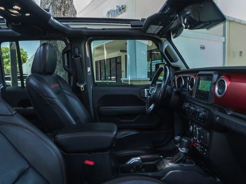 Used 2021 Jeep Wrangler Unlimited Rubicon AWD/4WD image 27