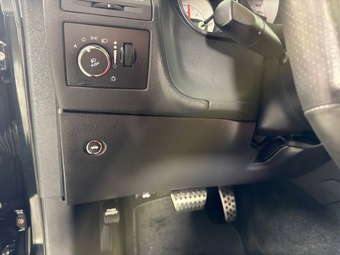 Used 2014 Dodge Challenger SRT8 w/ Harman/Kardon Audio Group RWD image 15