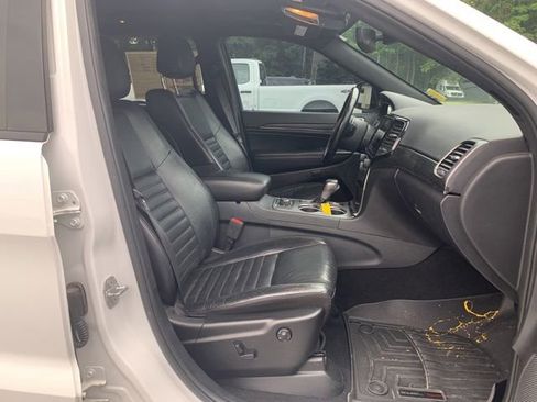 Used 2020 Jeep Grand Cherokee Limited X AWD/4WD image 15
