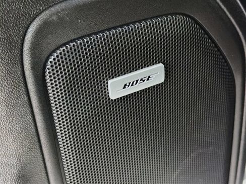 Used 2020 Chevrolet Silverado 1500 LT Trail Boss AWD/4WD image 18