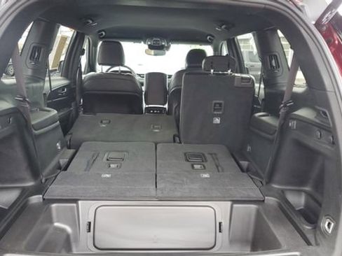 Certified 2024 Jeep Grand Cherokee L Laredo image 24