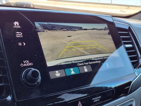 Used 2023 Honda Passport EX-L image 25