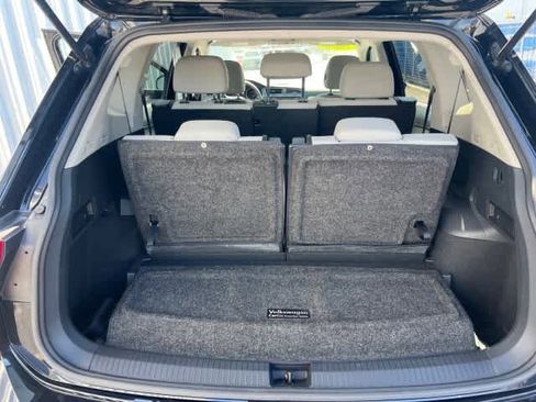 Used 2021 Volkswagen Tiguan S FWD image 11