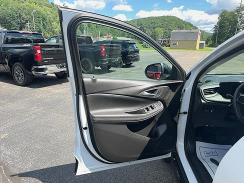 Used 2024 Buick Encore GX Sport Touring w/ Experience Buick Package AWD/4WD image 10