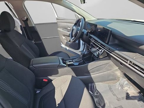 Used 2025 Hyundai Tucson SEL FWD image 30