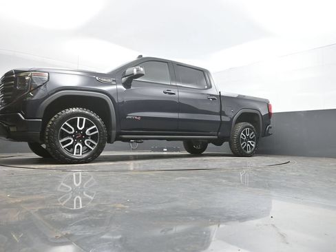 Used 2024 GMC Sierra 1500 AT4 w/ Technology Package AWD/4WD image 37