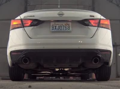 Used 2025 Nissan Altima 2.5 SR FWD image 4