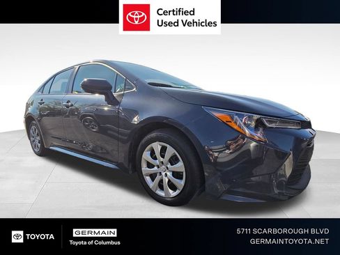 Used 2025 Toyota Corolla LE w/ Convenience Package FWD image 1