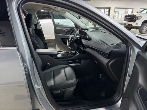 Certified 2025 Buick Envision Preferred image 10
