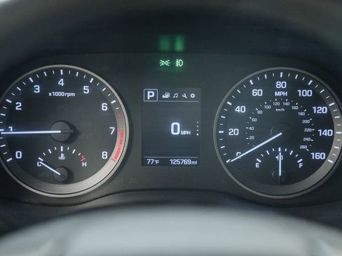 Used 2017 Hyundai Tucson Sport w/ Cargo Package image 46